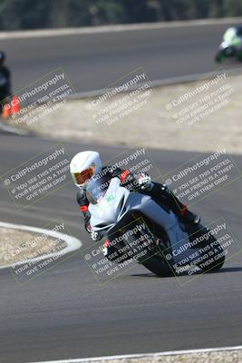 media/Sep-20-2025-TrackDaz (Sat) [[27f0cde673]]/C Group/1040am (Turn 3)/